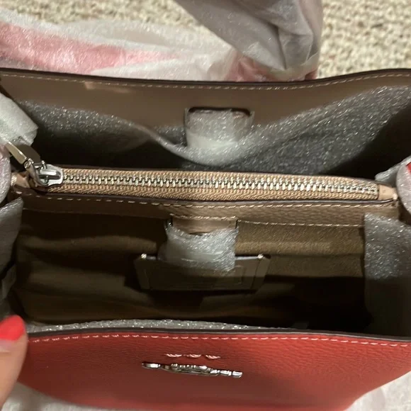 Coach Small Town Bucket Bag 1011 - Picture 4 of 12